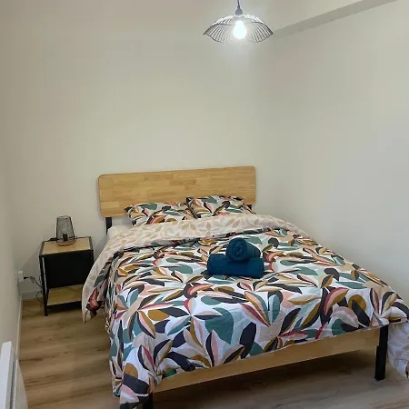 ღ Le Saintois • Au Coeur De Ville, Spacieux & Wifi דירה *